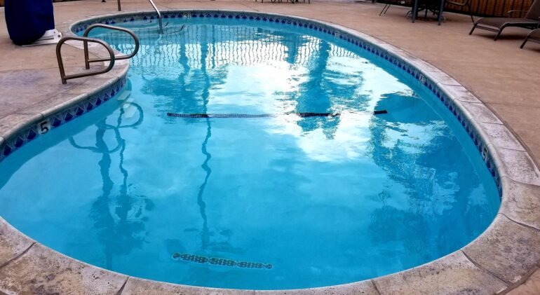 Piscina mantenimiento Sicna Madrid